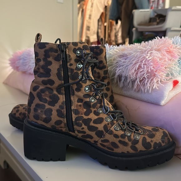 Cute and comfy leopard thick (small) heel combat boot. Only worn twice! - Picture 3 of 3